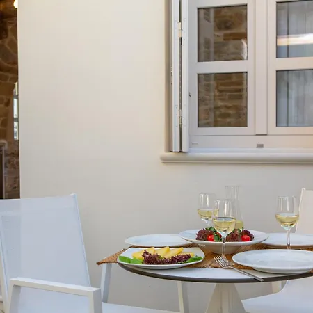 Castle Mansions Apart Otel Naxos City