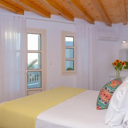 Castle Mansions 4*