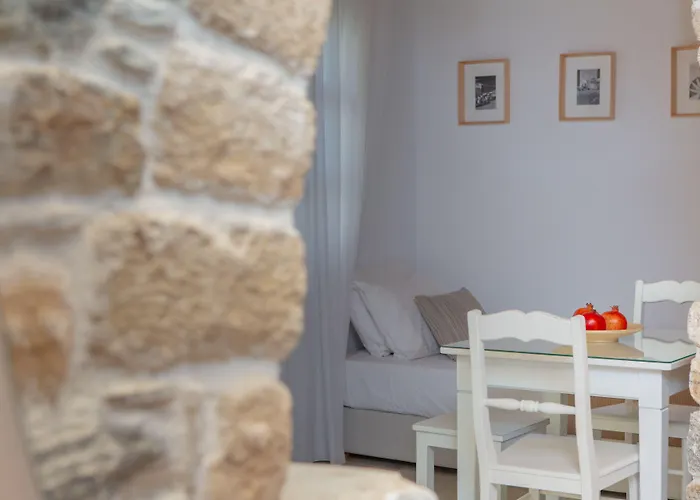 Castle Mansions 4* Naxos City