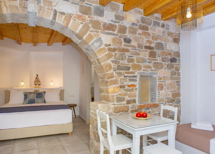 Castle Mansions Naxos City