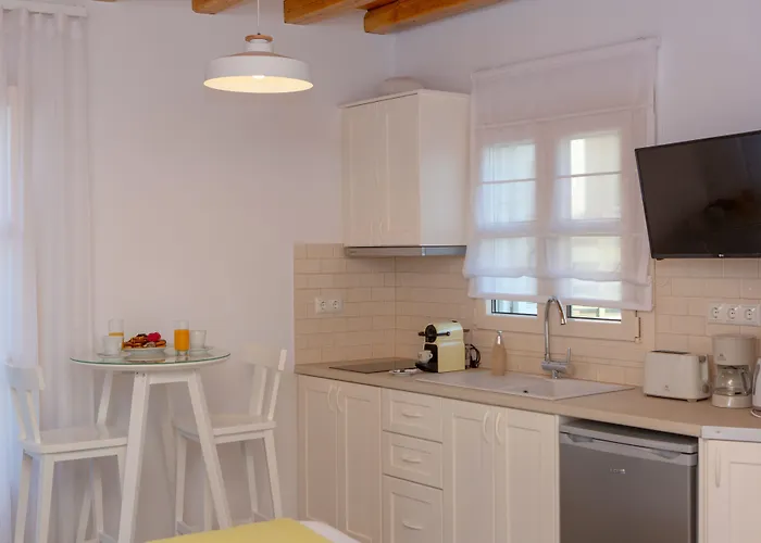 Castle Mansions 4* Naxos City