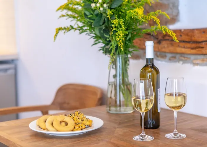 Castle Mansions Apart Otel 4*