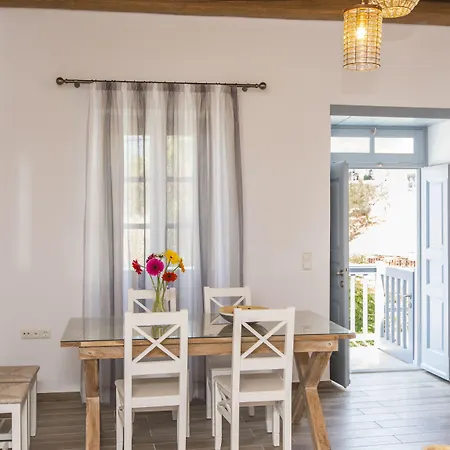 Castle Mansions 公寓式酒店 Naxos City