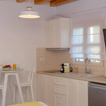 Castle Mansions 4* Naxos City