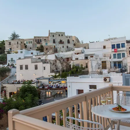 公寓式酒店 Castle Mansions Naxos City