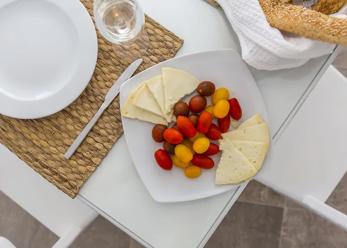 Castle Mansions Aparthotel