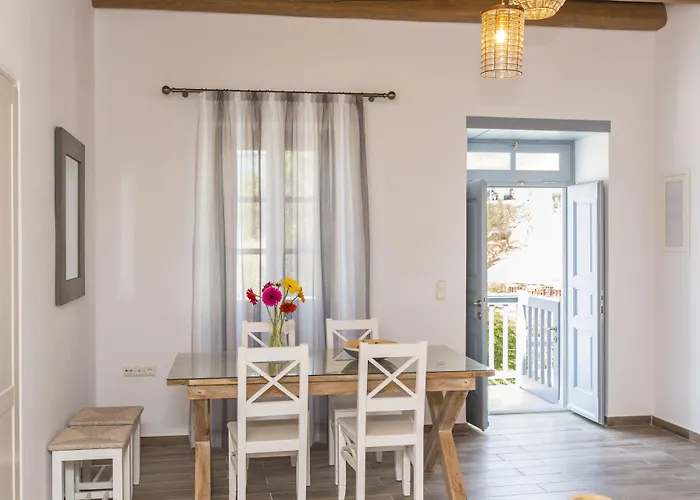 Castle Mansions Aparthotel Naxos City