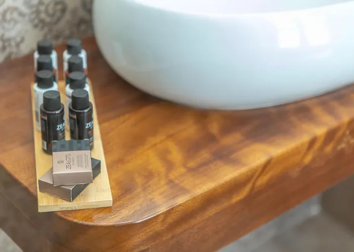 Castle Mansions Aparthotel 4*